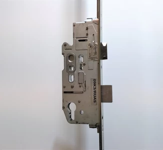 Multi-point locks